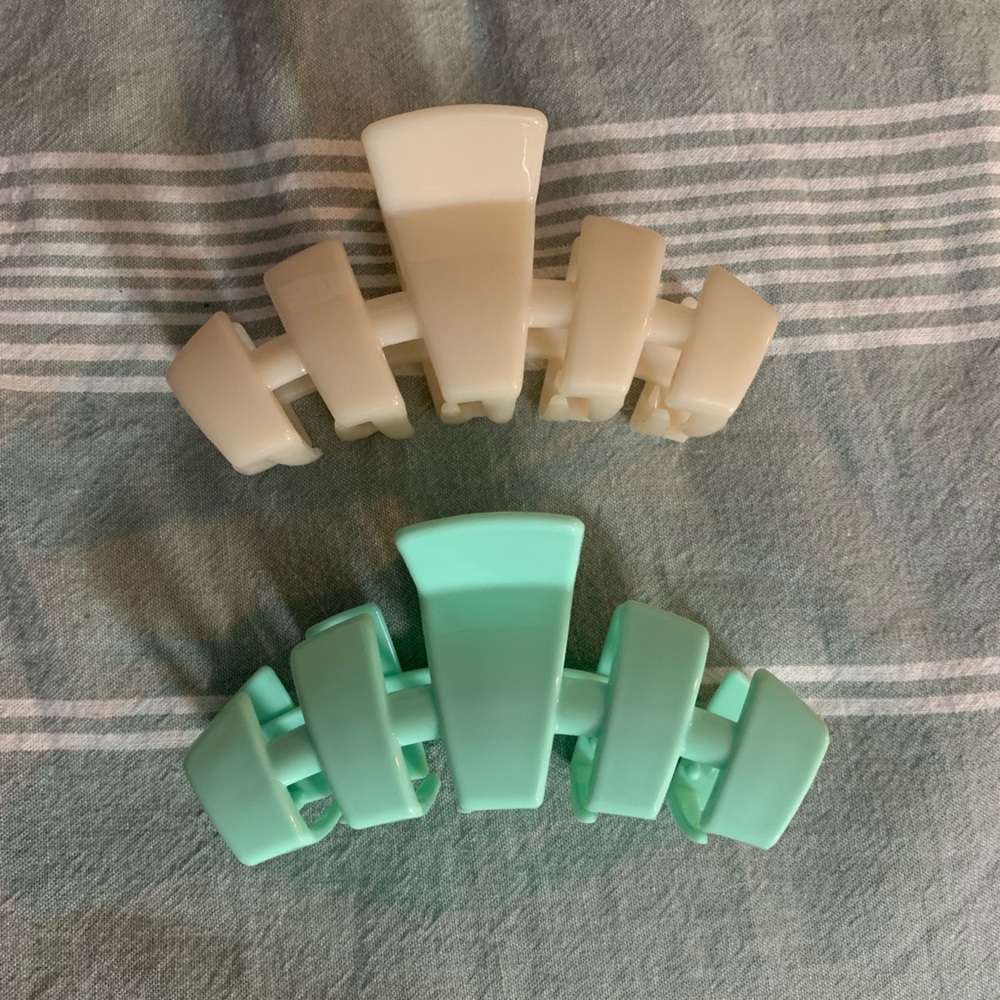 Elegant Cream and Mint Hair Claw Clips